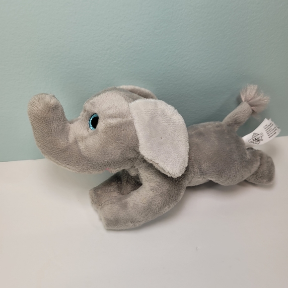 The Petting Zoo Elephant Lolly Plush Trunk Up Blue Glitter Eyes 7" 200221 - Picture 6 of 10